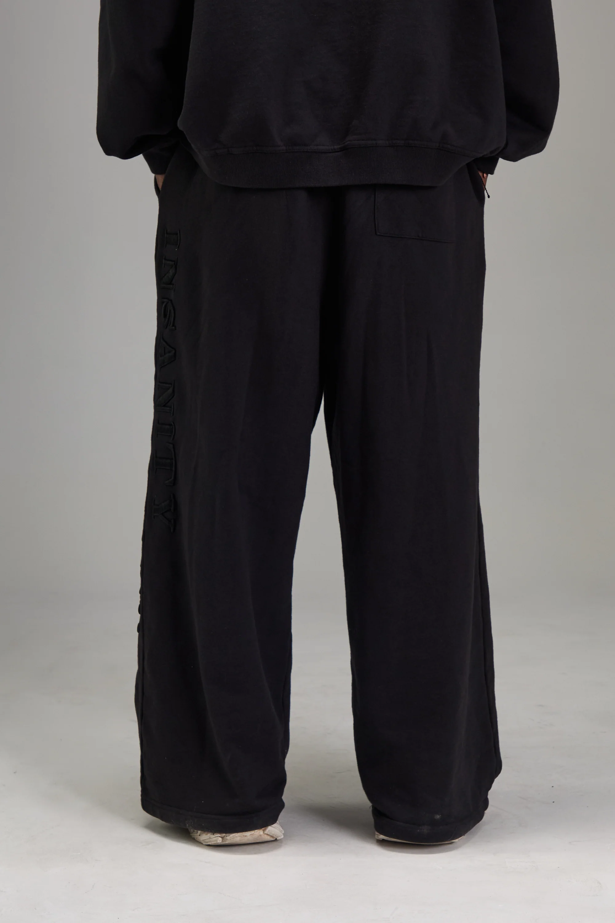 3D shadow Heavyweight Sweatpants - Image 5